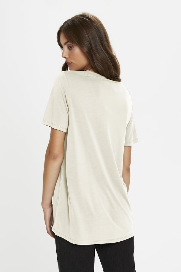 Broken White SLColumbine Oversize T-shirt from Soaked in Luxury – Buy ...