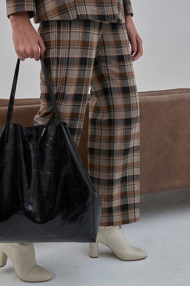check pattern pants